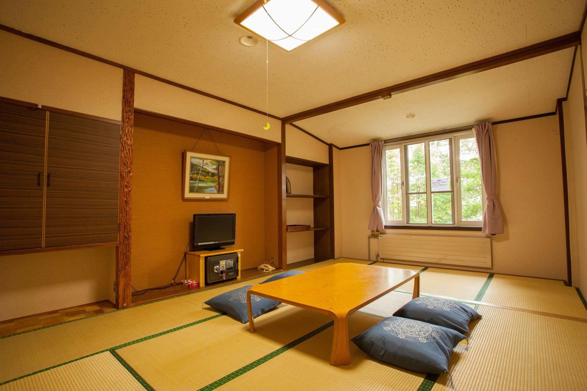 Hotel Mutsumi Сига Когэн Экстерьер фото